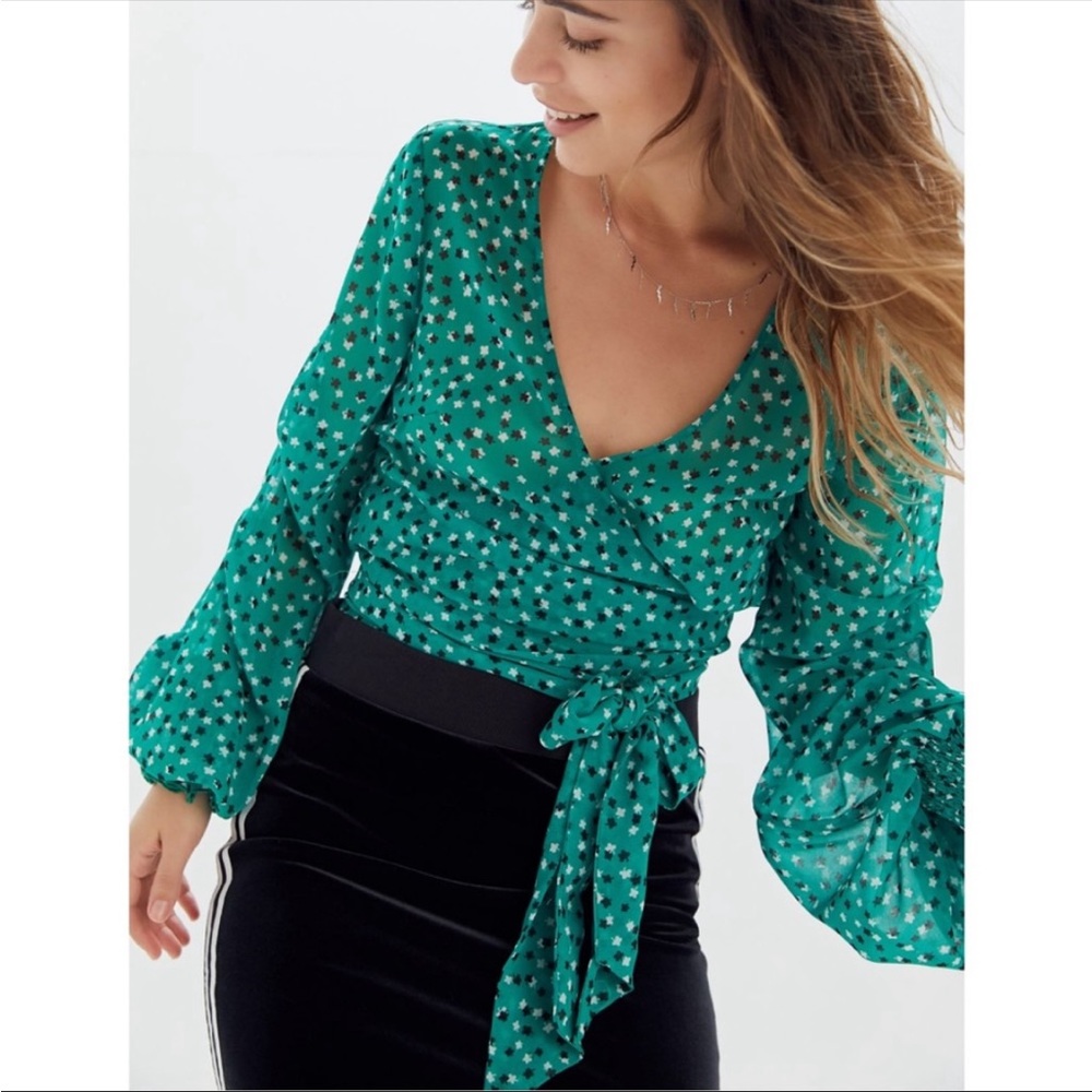 EUC C/MEO Collective green wrap too